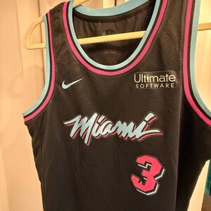 Miami Heat NBA Black Jersey - Wade 3 - Size: S